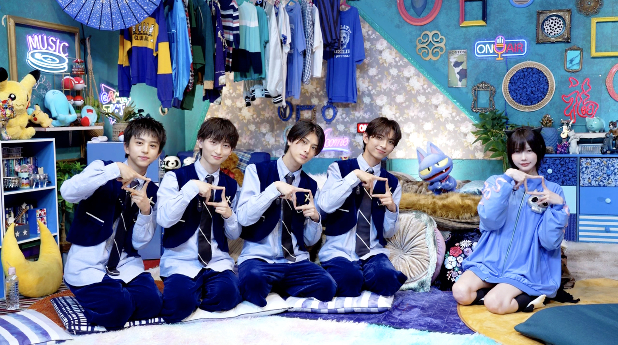 アイズ 爆誕 あのちゃん あのちゃん アイズ爆誕 I's 1st ライブDVD 爆誕 | ANO OFFICIAL SITE