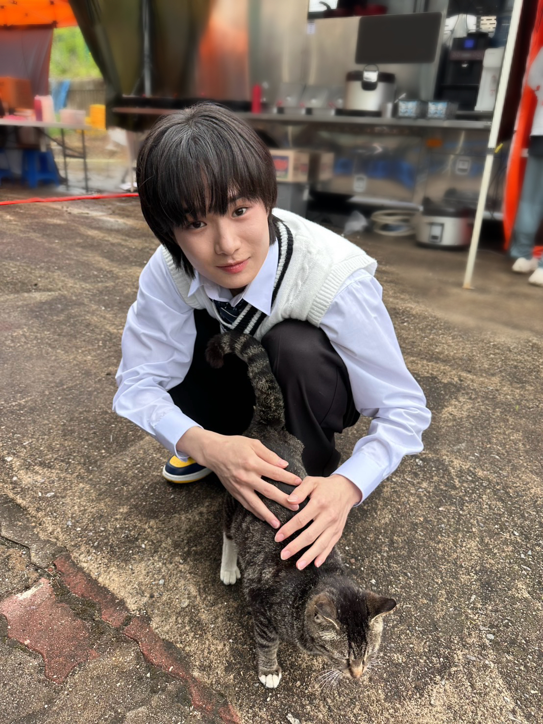 プンプン通り越してブンブン